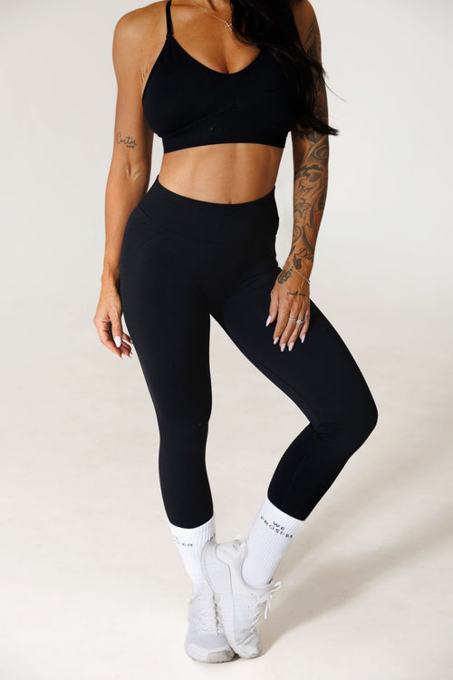 MANTRA LEGGING: BLACK