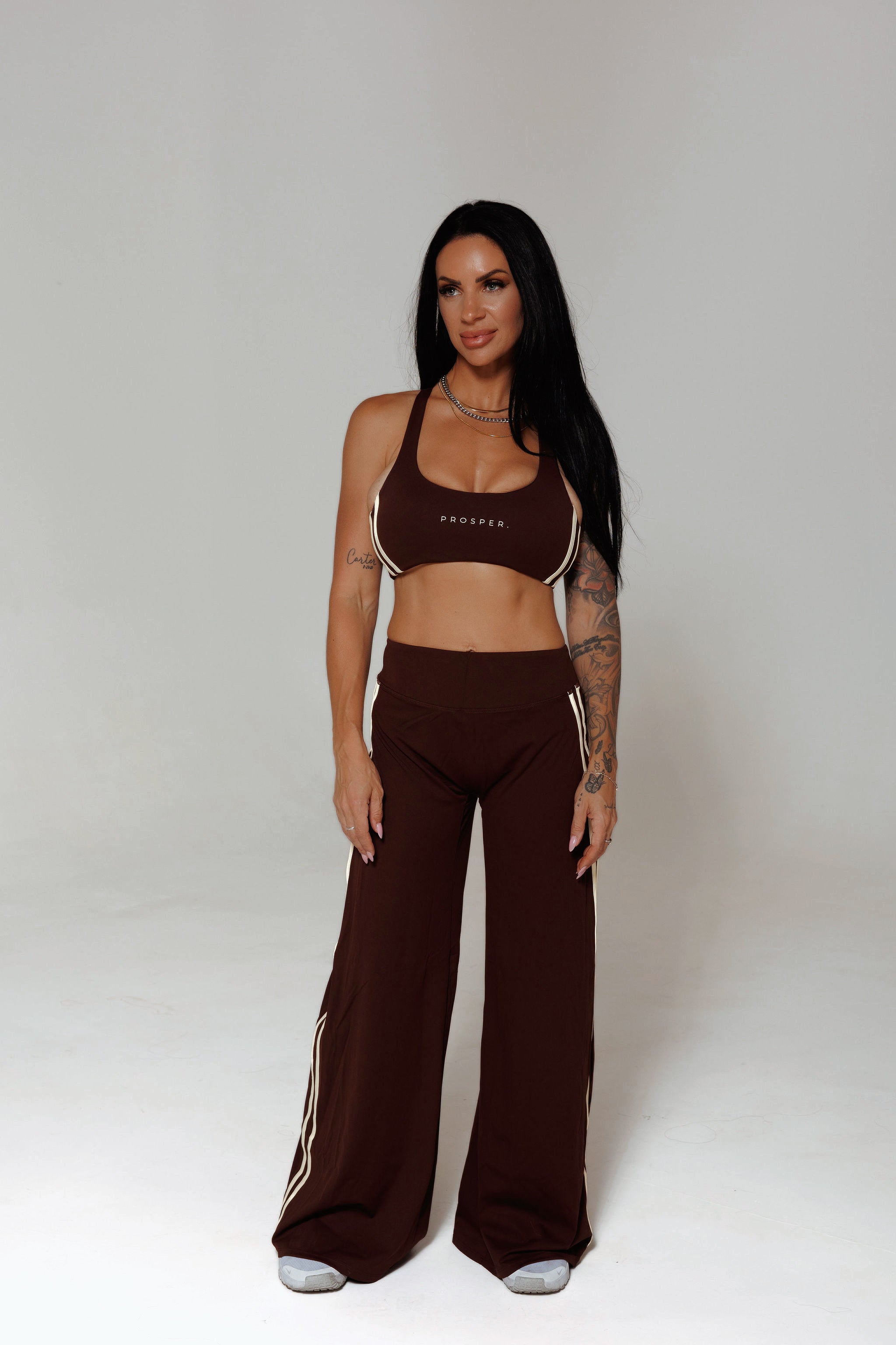 PREGAME PANT: BROWN