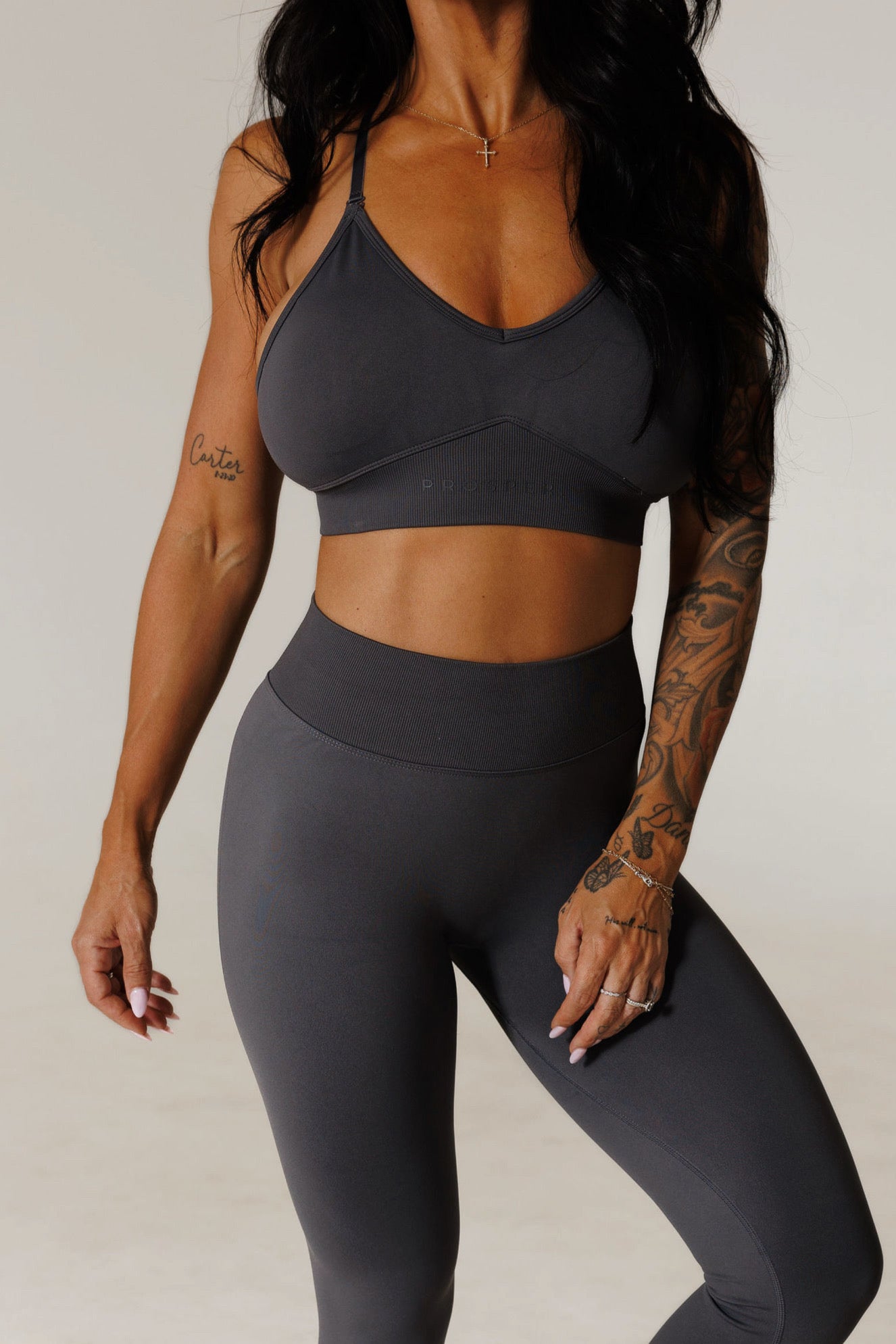 MANTRA BRA: GRAY