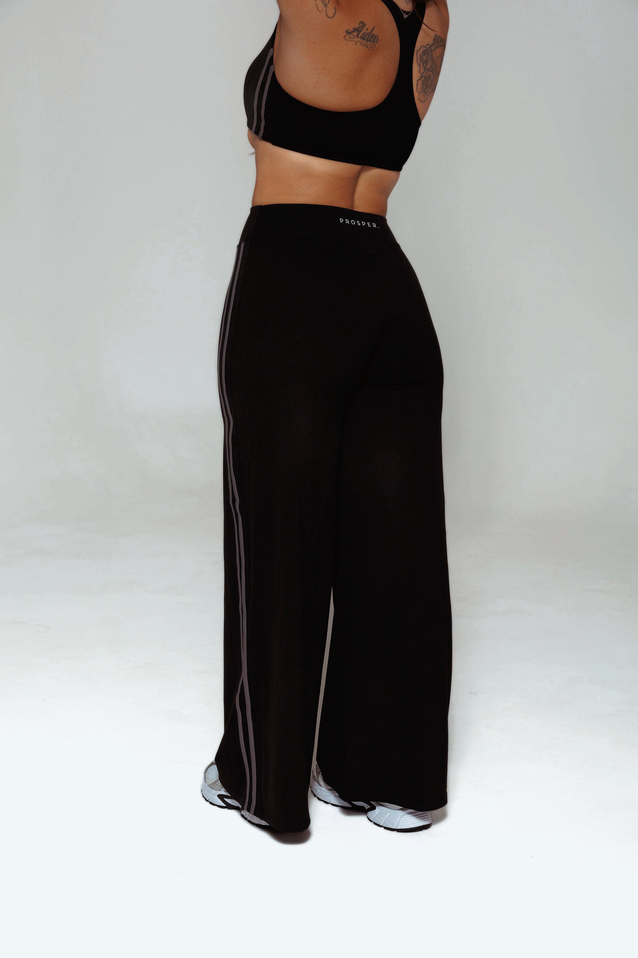 PREGAME PANT: BLACK|GREY