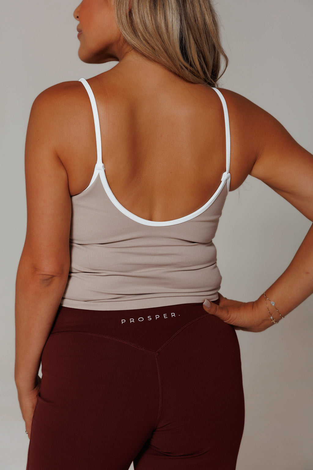 SAVVY TANK: KHAKI
