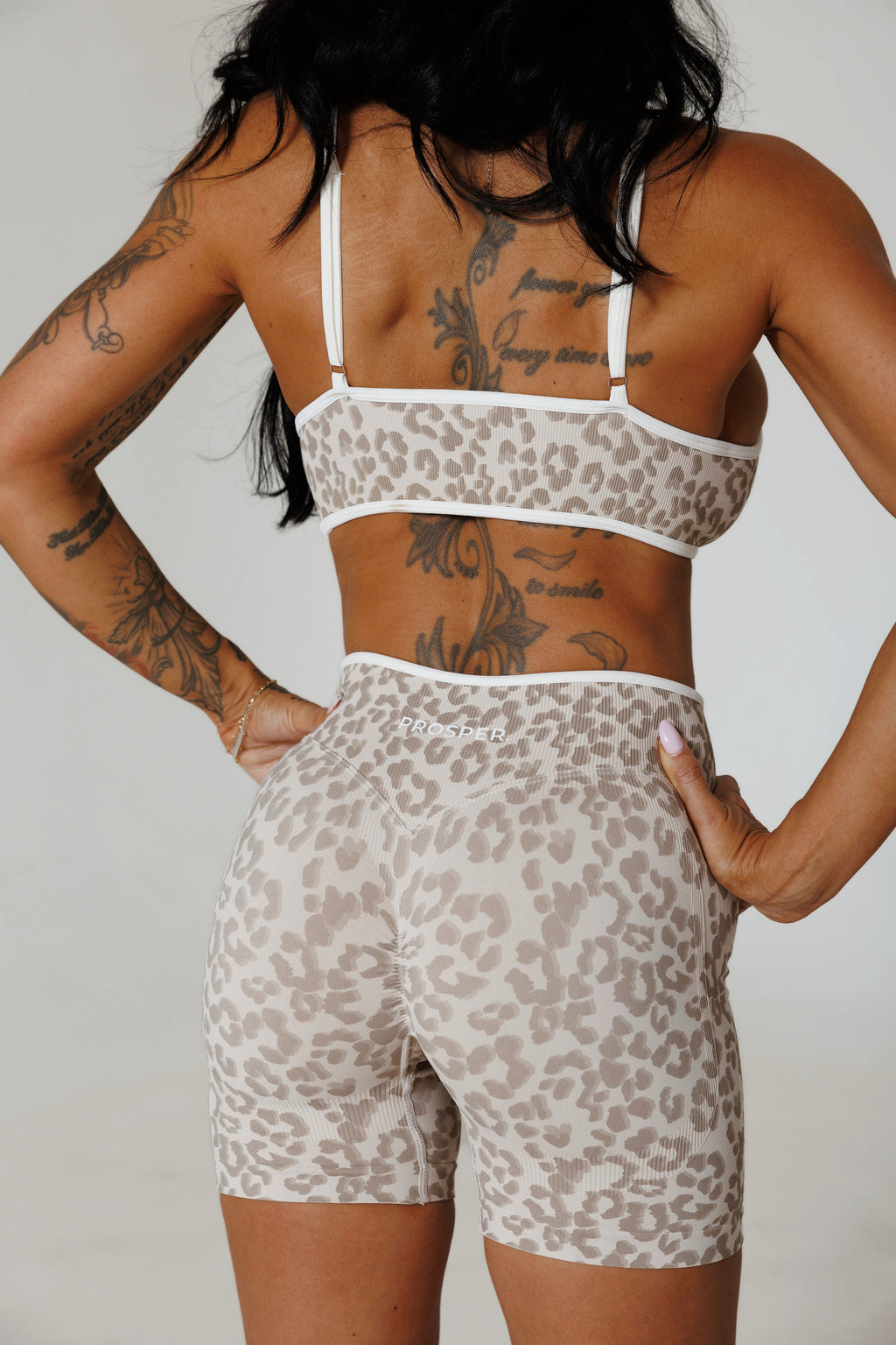 RARE BREED SHORT: CREAM