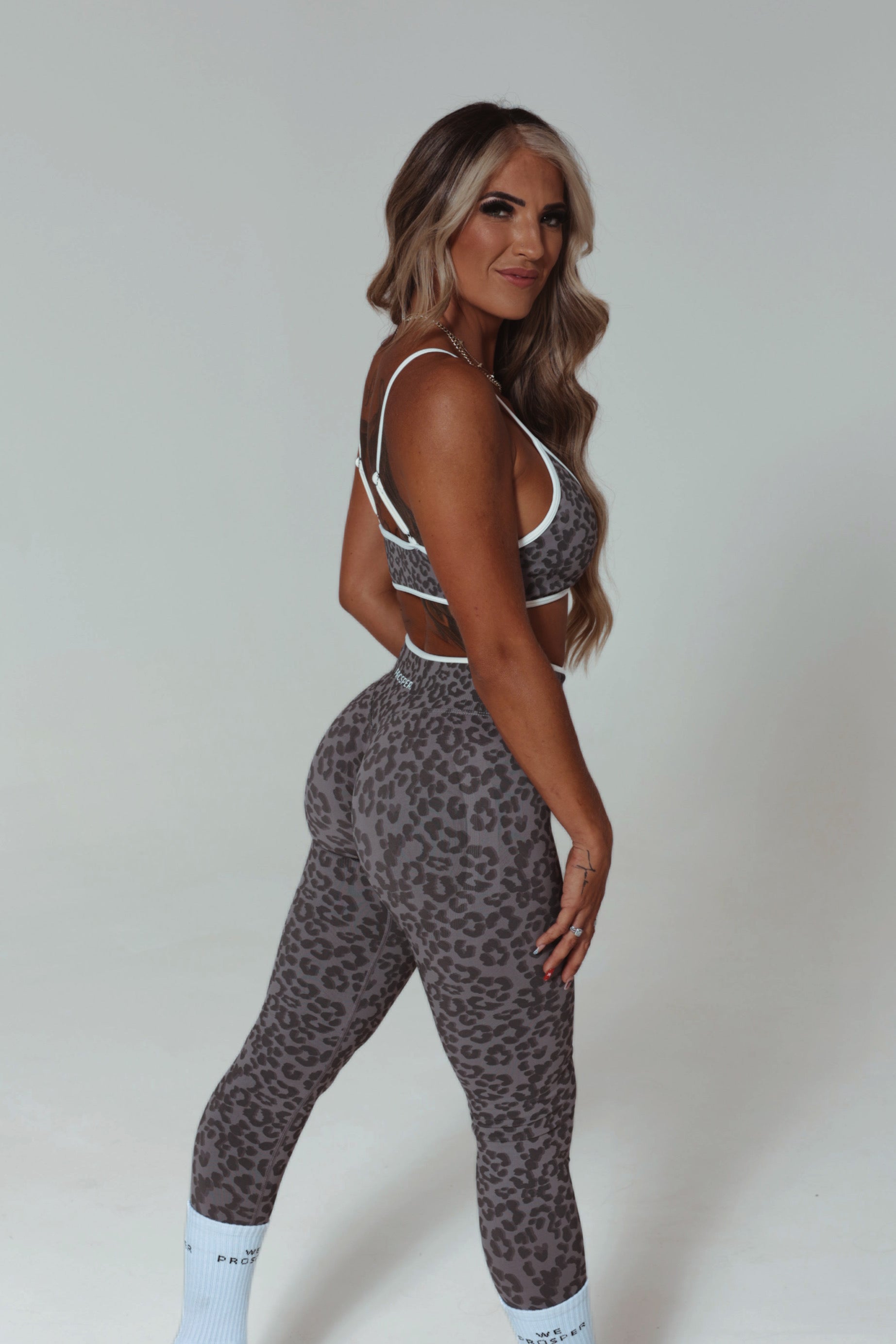 RARE BREED LEGGING: GRAY