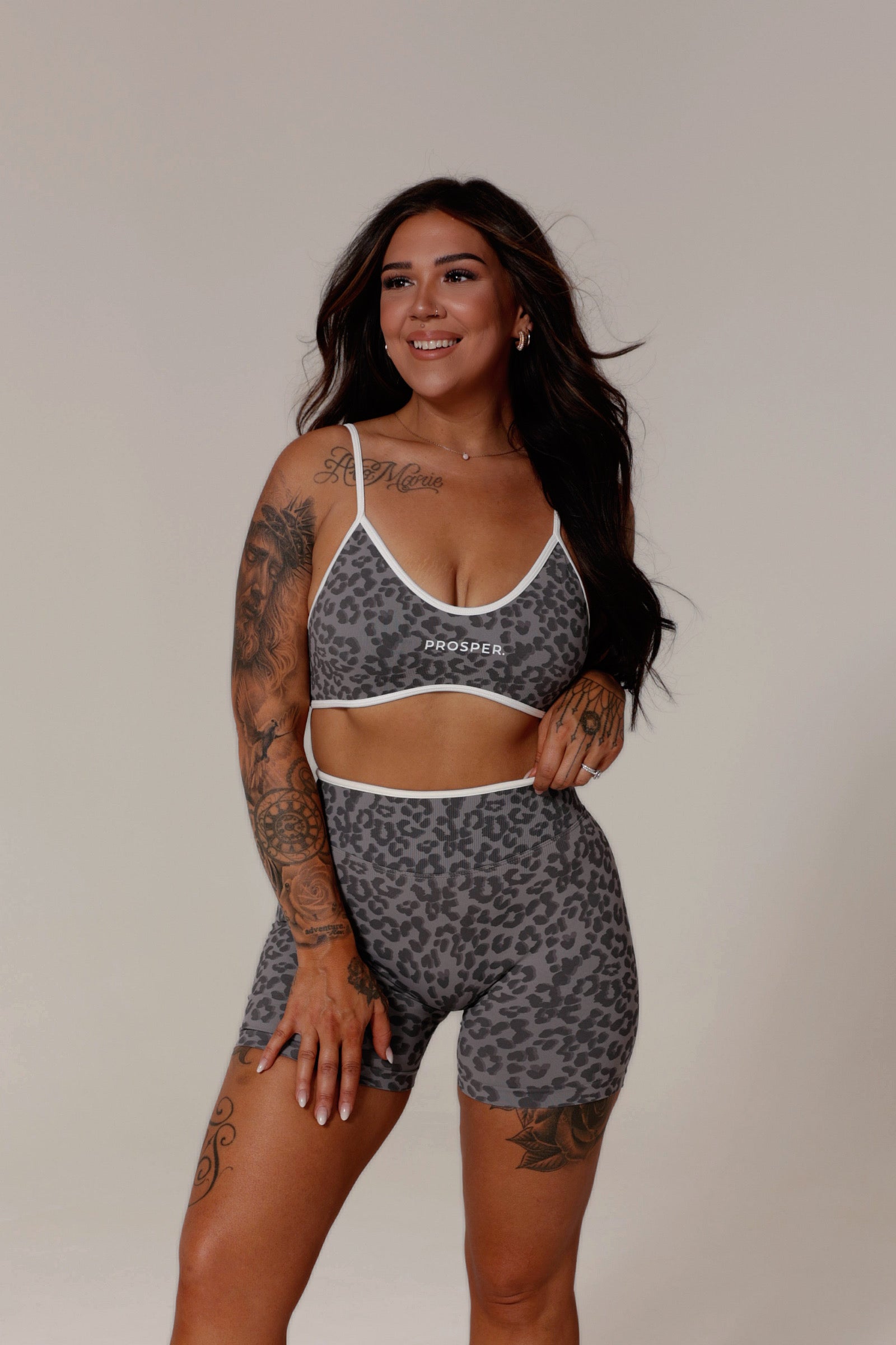 RARE BREED SHORT: GRAY