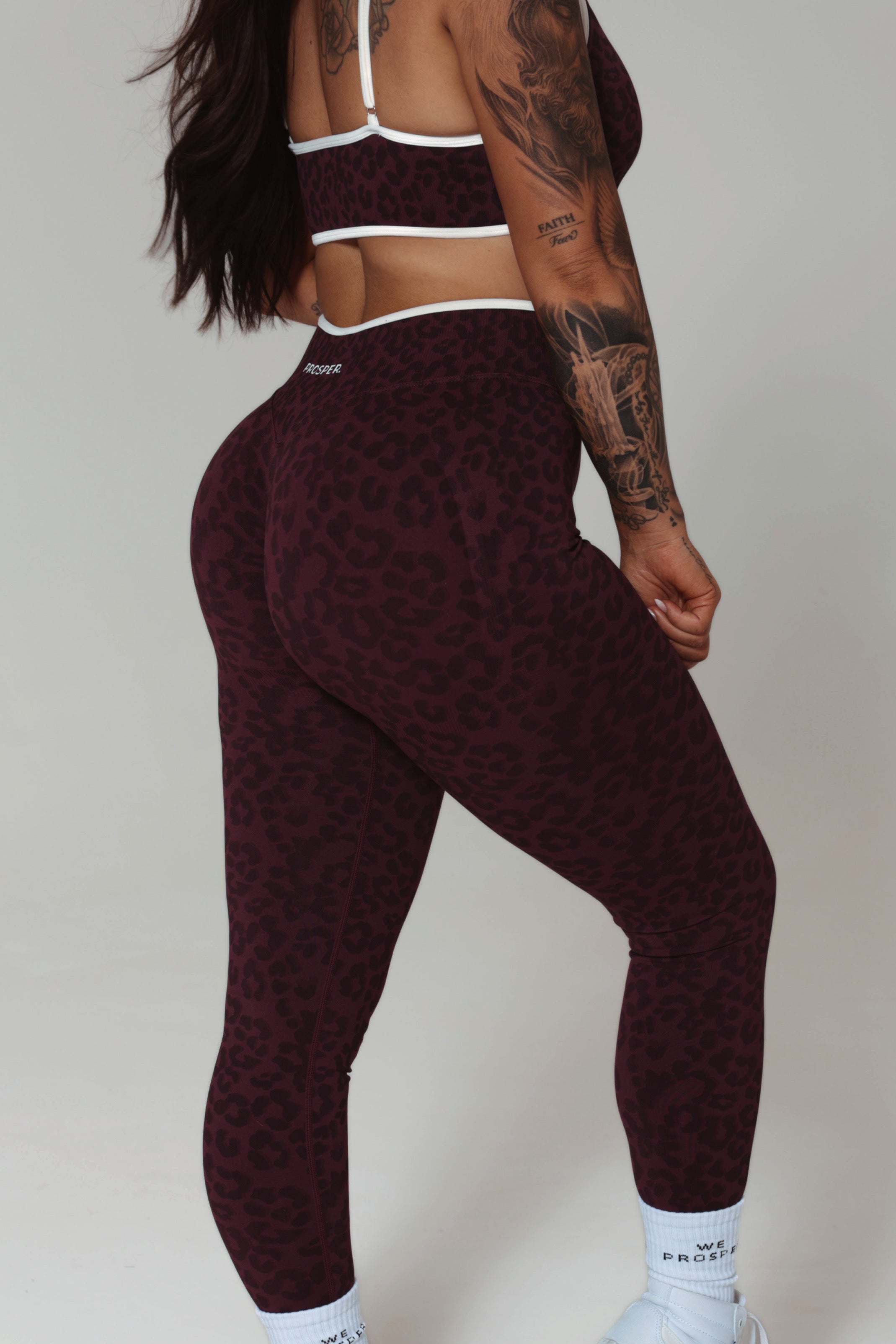 RARE BREED LEGGING: BURGUNDY