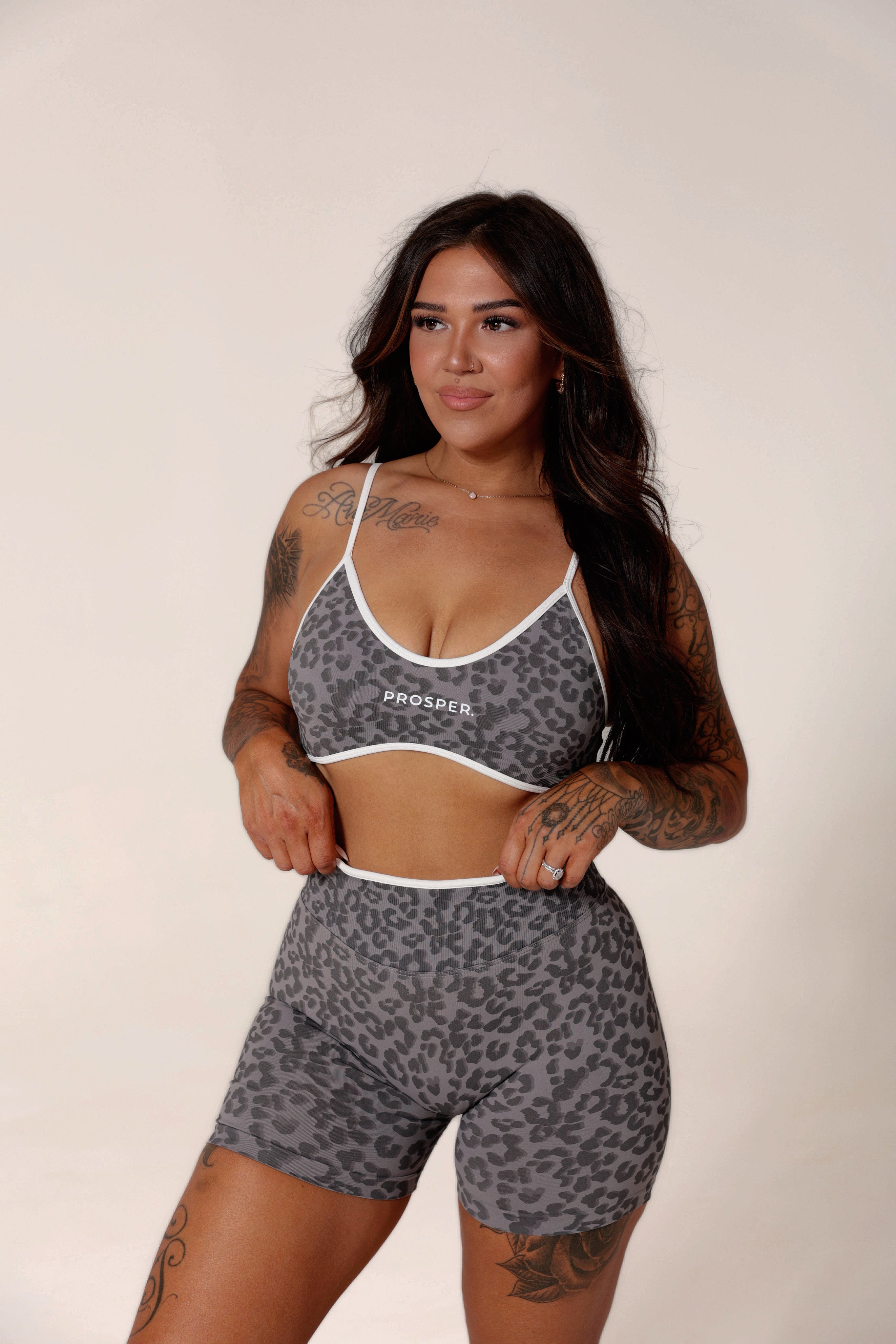 RARE BREED SHORT: GRAY