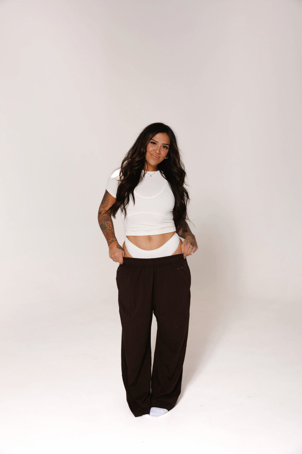 SOFT ERA LUXE TEE & MID RISE PANTIE SET: IVORY