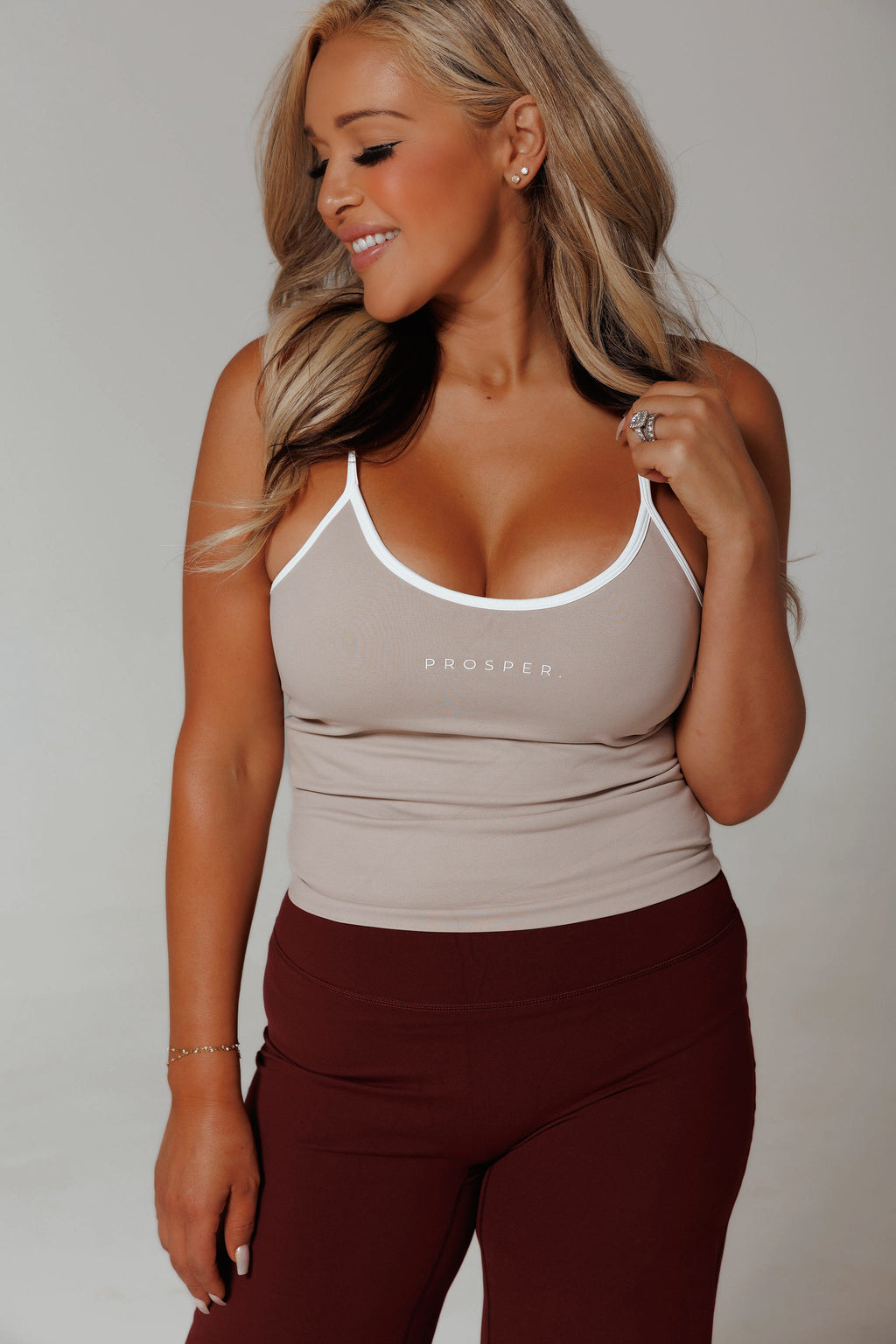 SAVVY TANK: KHAKI