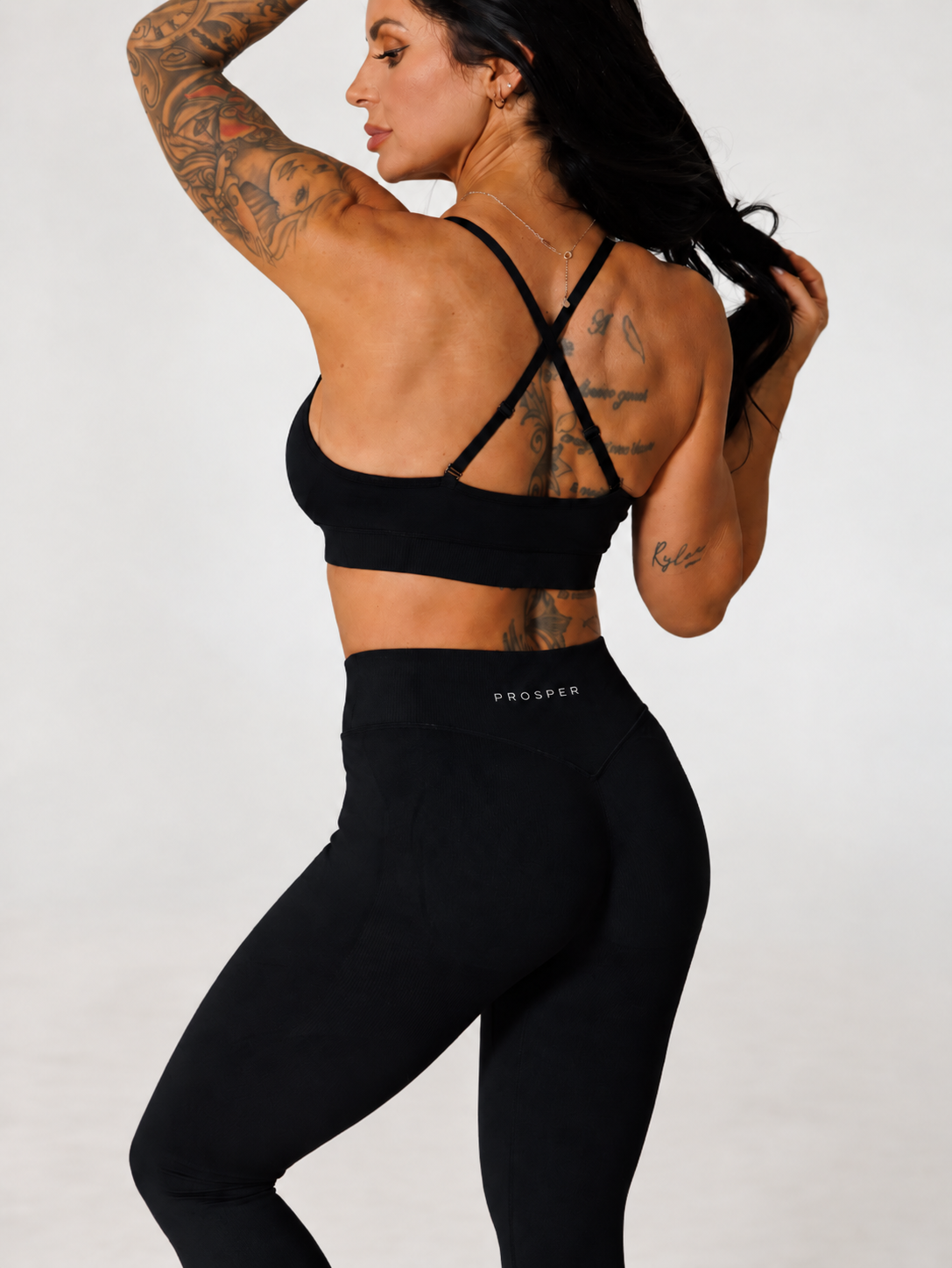 MANTRA LEGGING: BLACK
